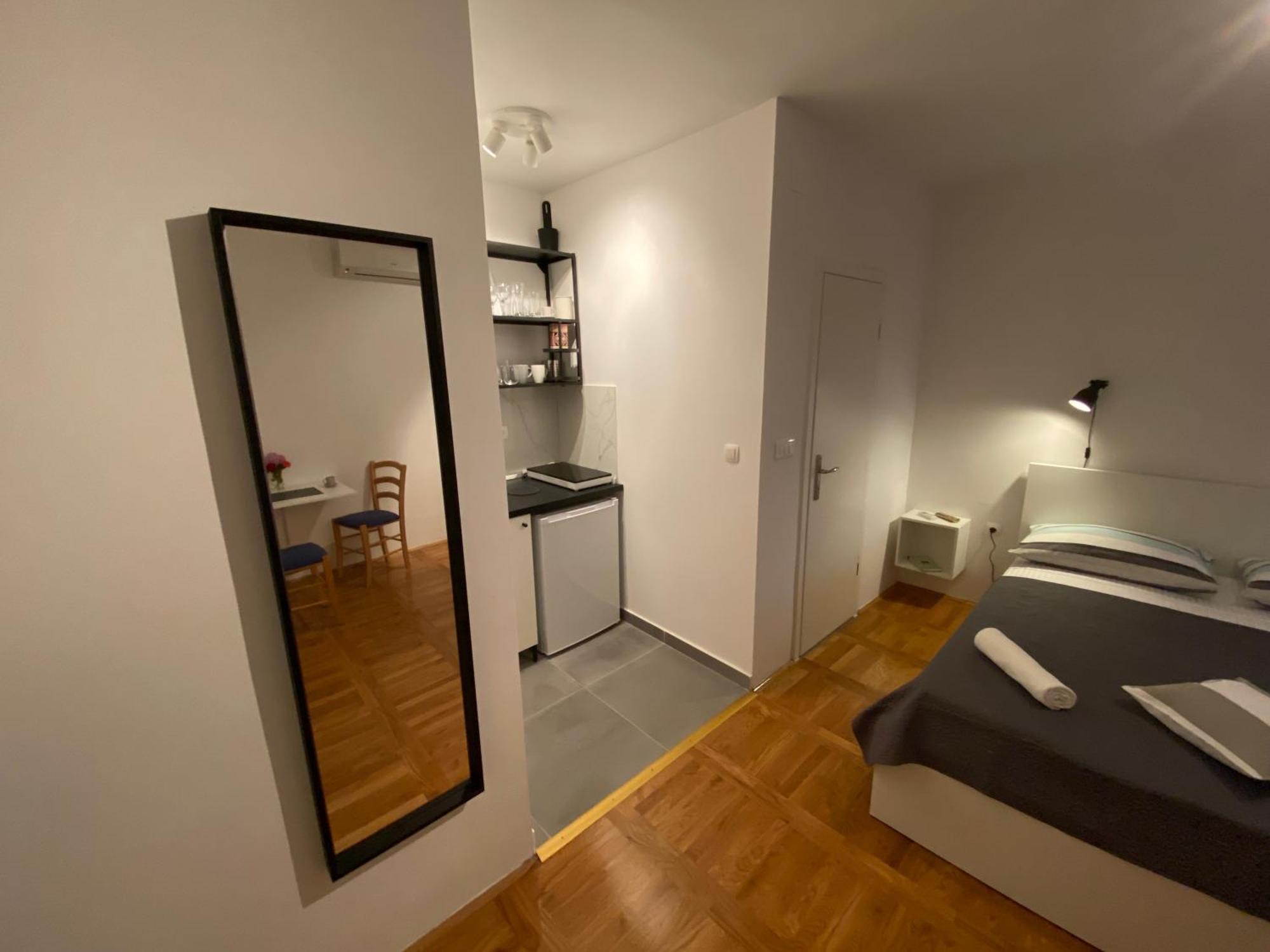 Studio Apartment And Rooms Adria Vodice Exterior photo