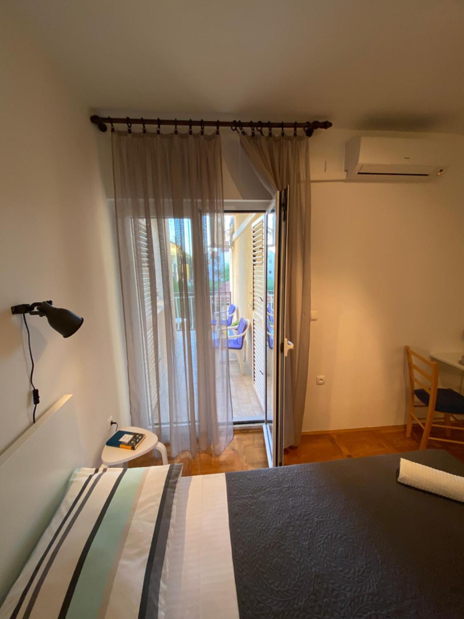 Studio Apartment And Rooms Adria Vodice Exterior photo