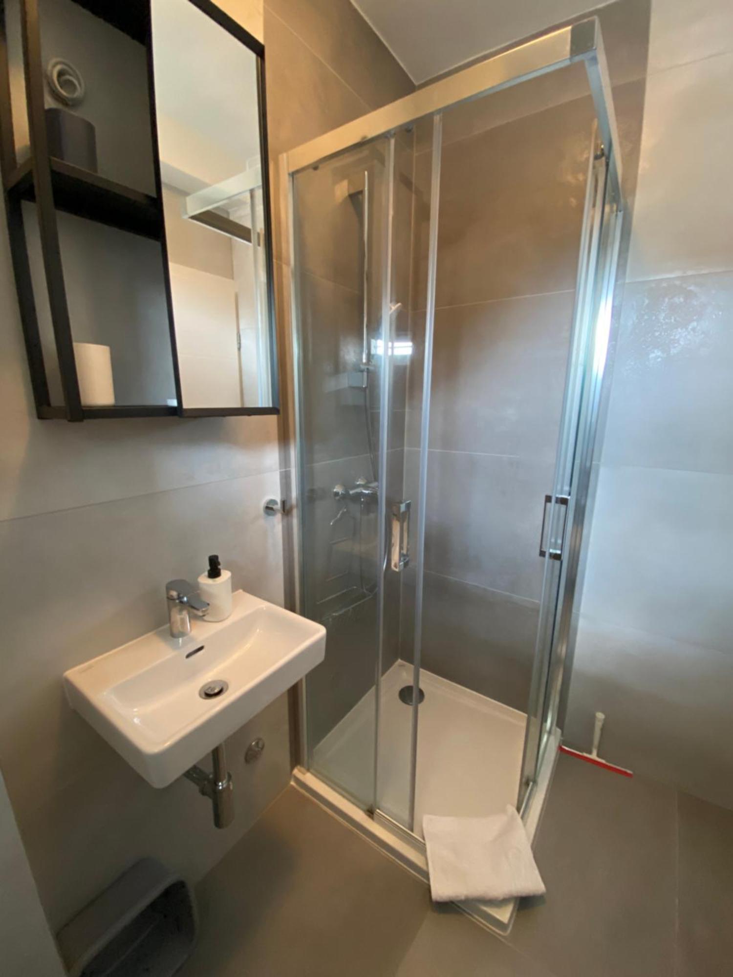 Studio Apartment And Rooms Adria Vodice Exterior photo