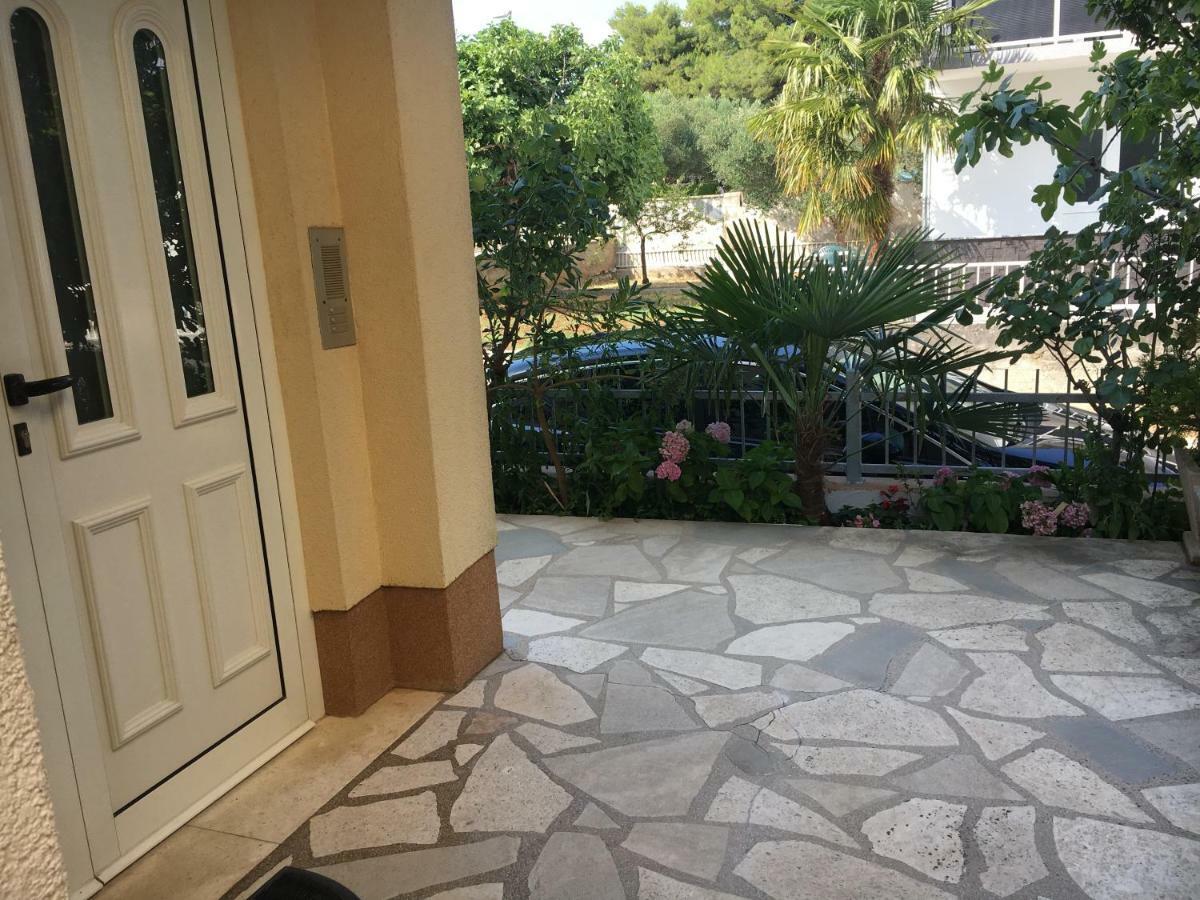 Studio Apartment And Rooms Adria Vodice Exterior photo